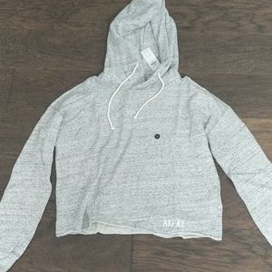 Abercrombie cropped gray sweater